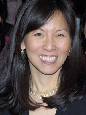 Headshot of Julie Ma